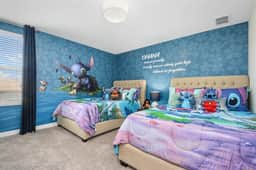 Lilo & Stitch | Marvel | Theater | Waterpark 1575 - Image 3