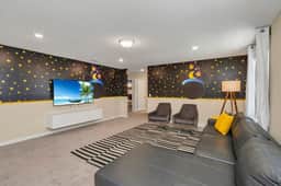 Hero Game Room-Frozen-Resort 7 mi 2 Disney-1806 - Image 4