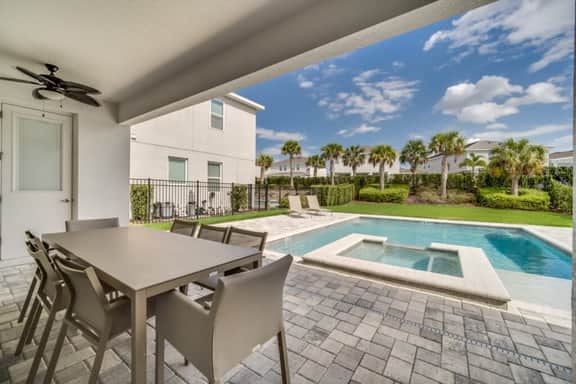 Large Private Pool! Resort 8 Mi 2 Disney! 7673 - Image 5