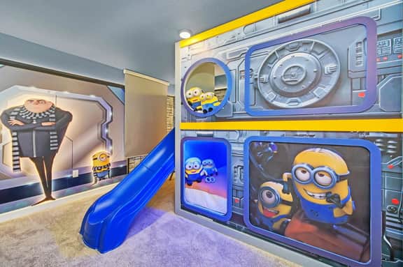 2-Story Slide! Castle! 9 Mi 2 Disney! 9270 - Image 4