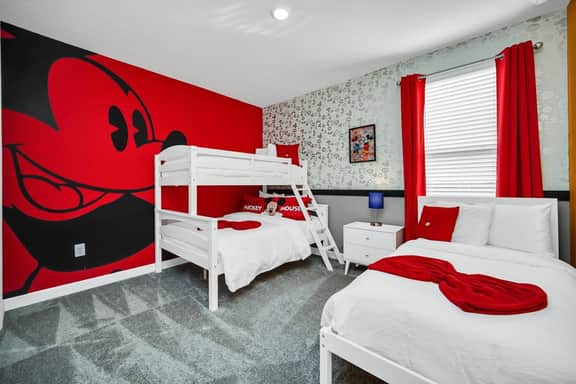 Spacious 6 Bed Pool Home with Game Room-9149SHD - Image 2